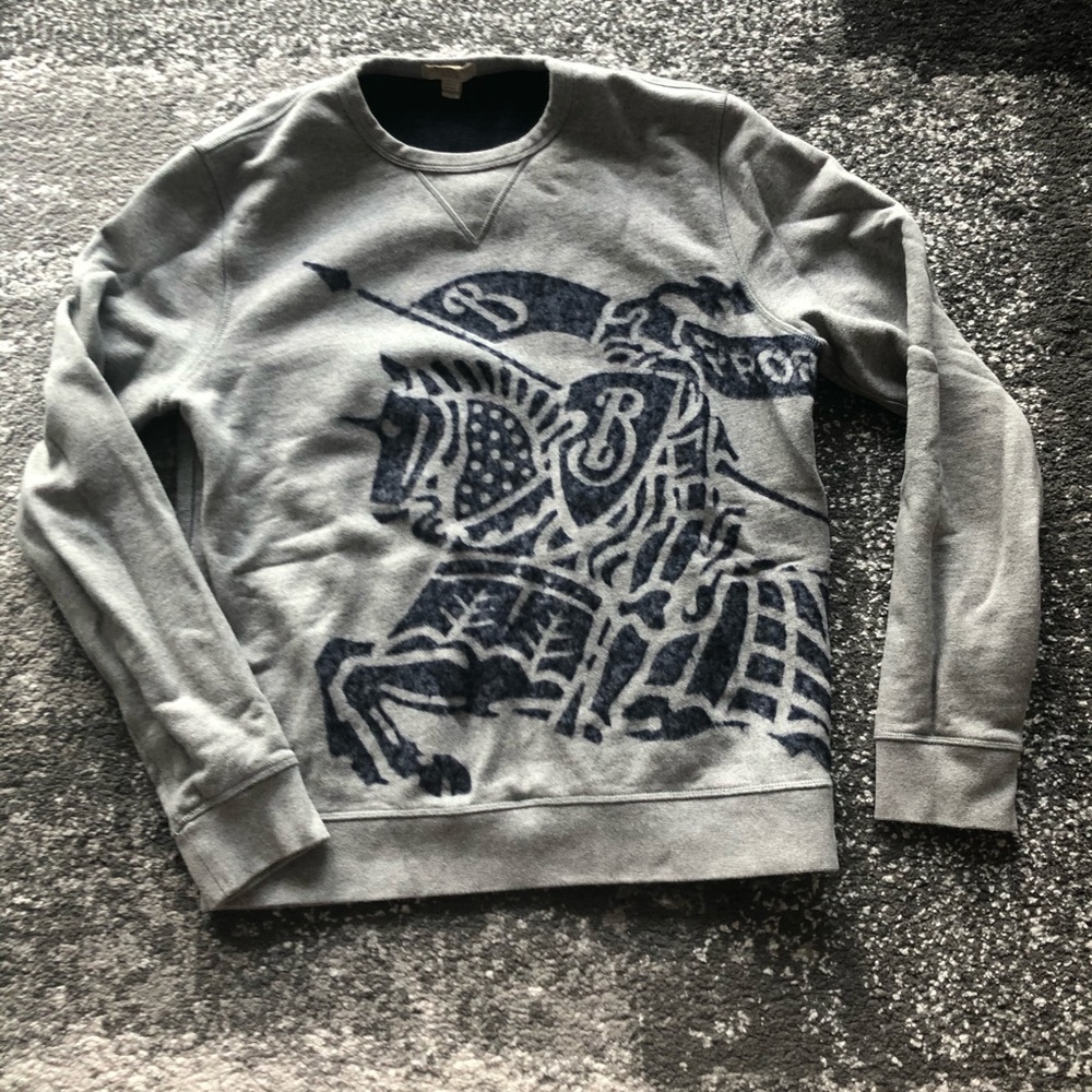 Burberry sweatshirt